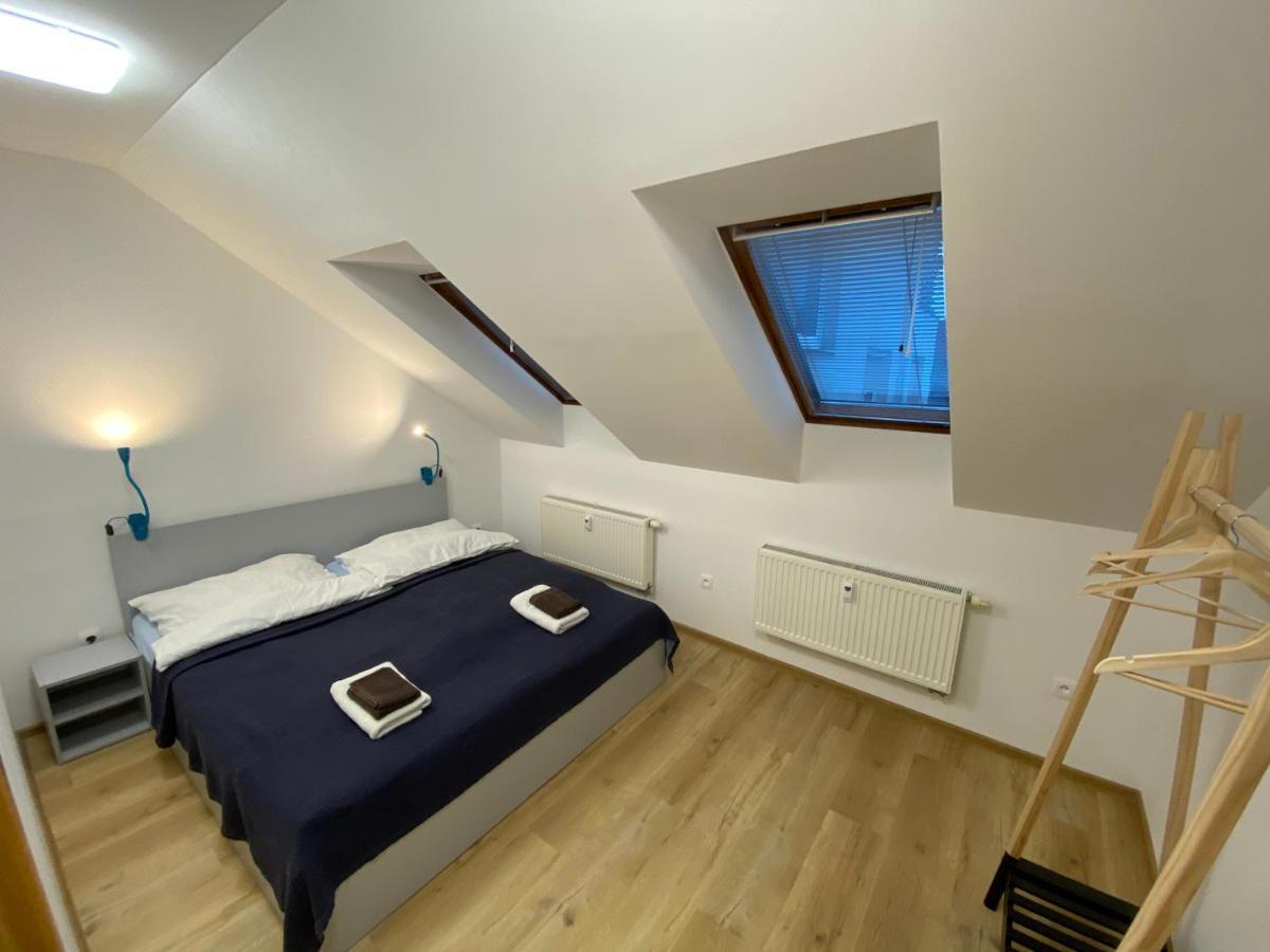 No. 34 Lägenhet Hradec Králové Exteriör bild